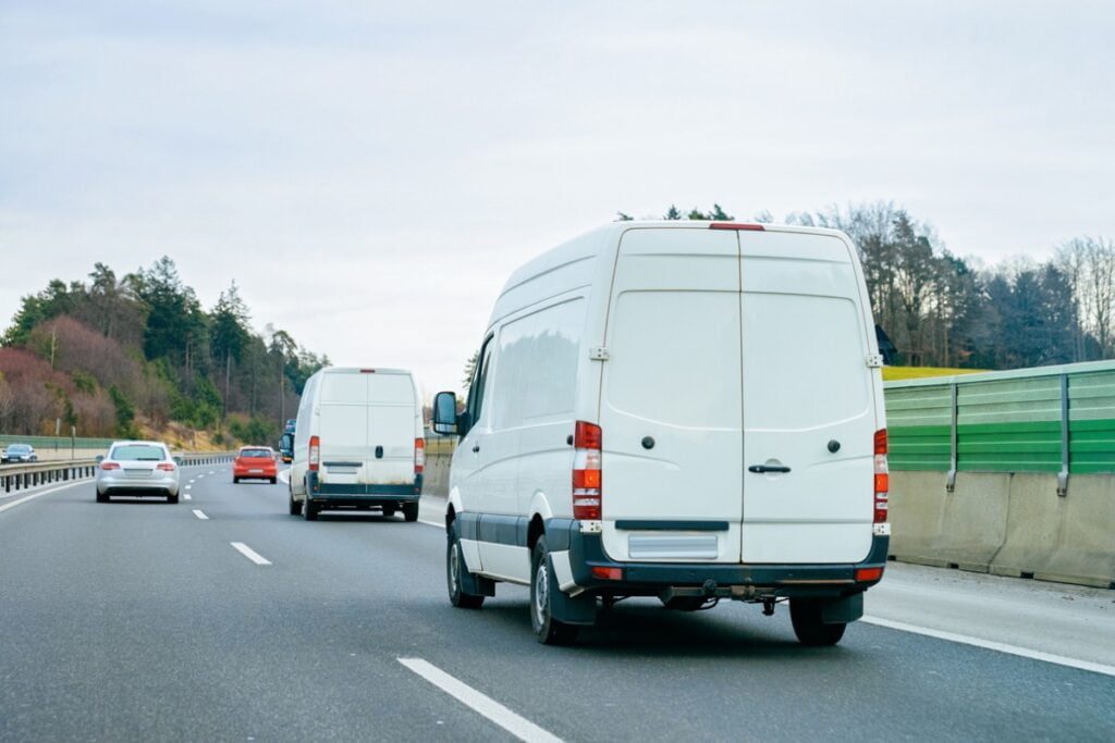 Bestelauto verzekeren: Verzeker zelf jouw bestelauto volledig digitaal: direct verzekerd!